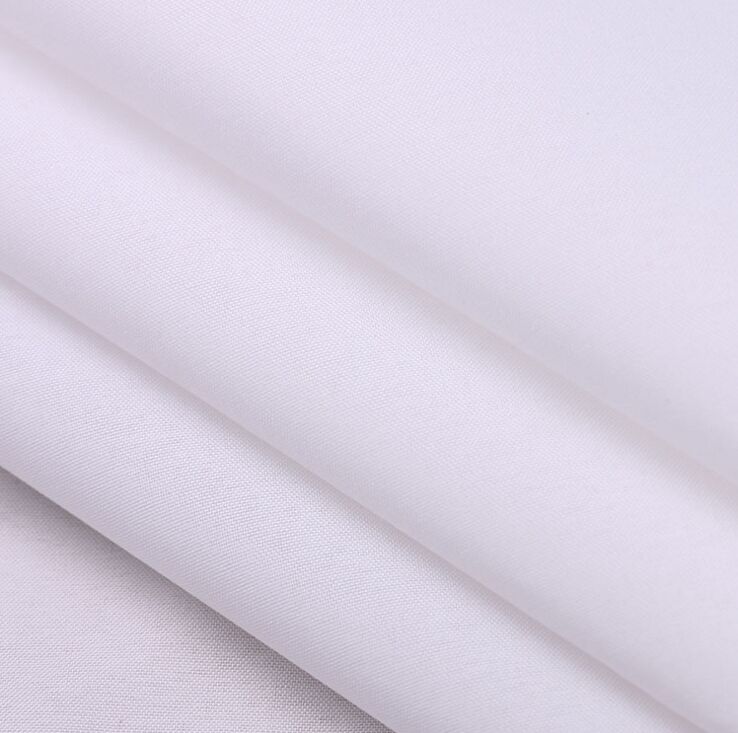 Polyester microfiber pongee fabric for mattress protector